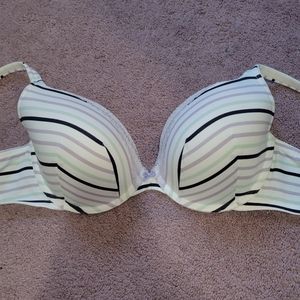 Cacique Push Up Bra Size 42 DD